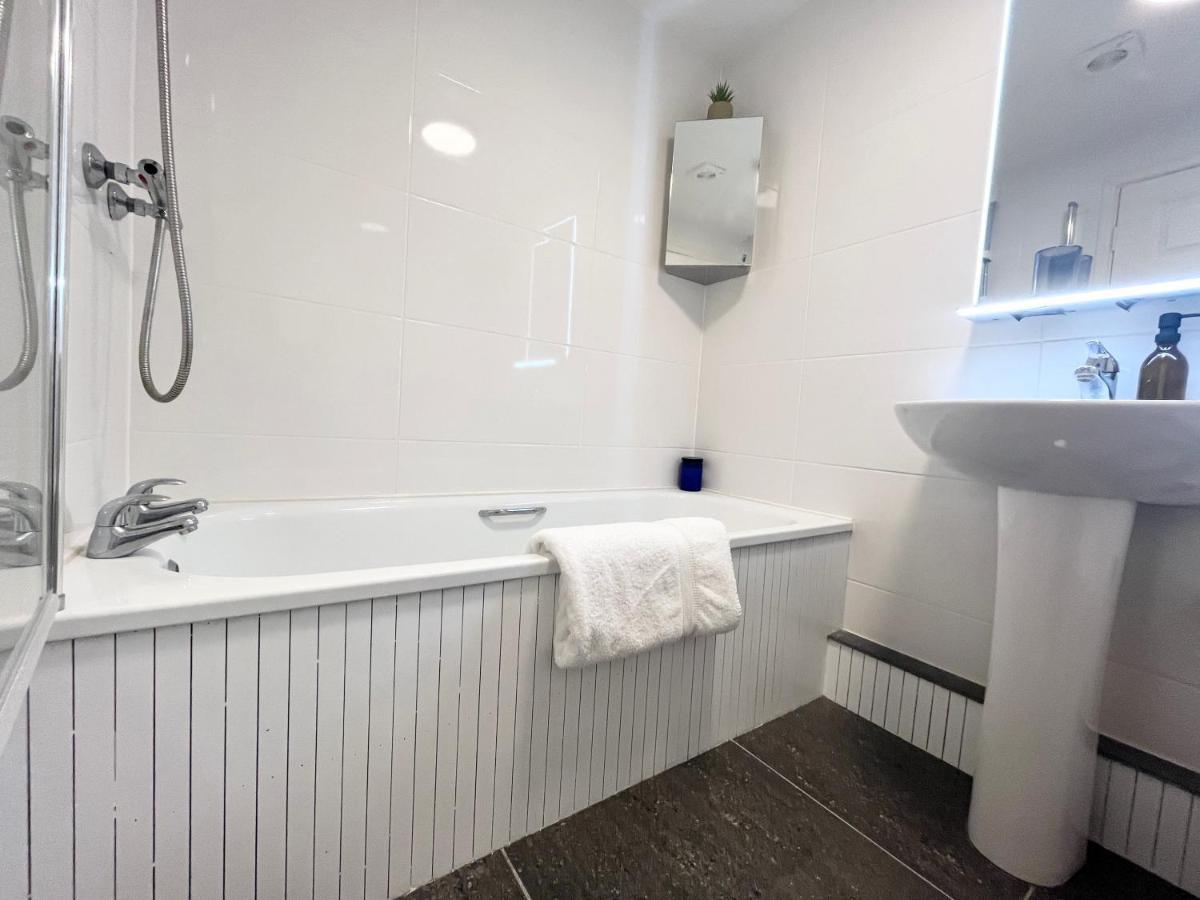 Apres Beach Apartment Sleeps 4 פנזאנס מראה חיצוני תמונה